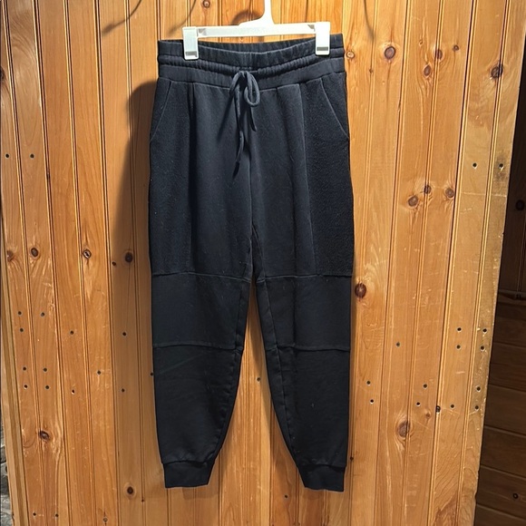‼️ALO sweatpants‼️ - Picture 1 of 6